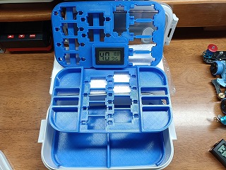 中身を取り出してみる